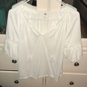 Tunic top with wide sleeves